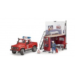Station pompier avec Land Rover, personnage et accessoires au 1/16ème