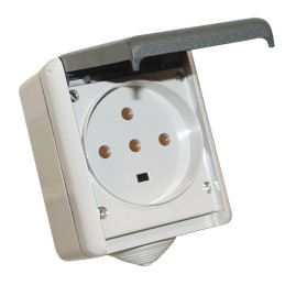 PRISE ETANCHE SAILLIE  3P+T+N  20A  LEGRAND