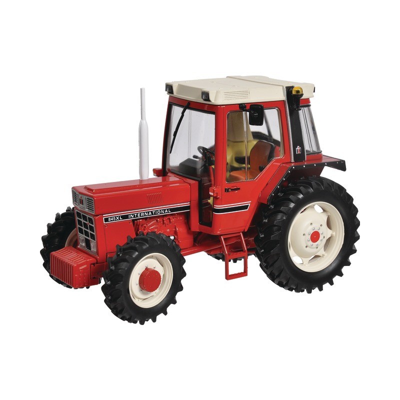 TRACTEUR IH 845 XL 1/32