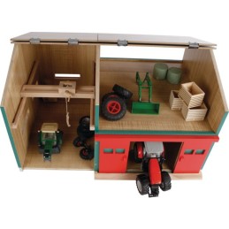 HANGAR AVEC GARAGE REPARATION EN BOIS (1:32) LIVRE VIDE