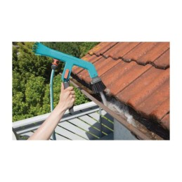 NETTOYEUR DE GOUTTIERES COMBISYSTEM GARDENA