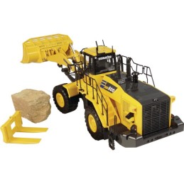 CHARGEUSE SUR PNEUS KOMATSU WA600-8