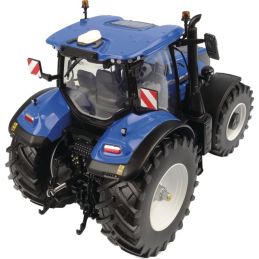 TRACTEUR NEW HOLLAND T7.300 AU 1/32EME UNIVERSAL HOBBIES - Universal Hobbies